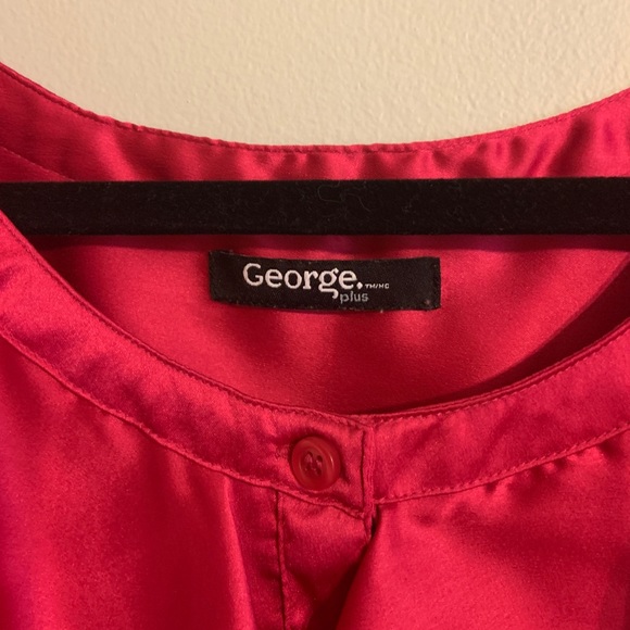 Silky Fuchsia Top 1X - Picture 2 of 3